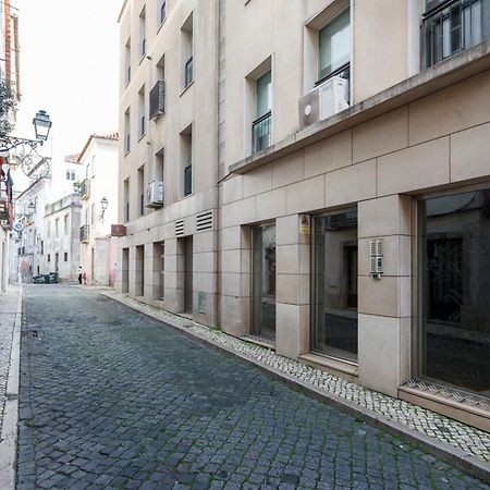Shared Accommodation In Bairro Alto - Chiado Lisbon Bagian luar foto